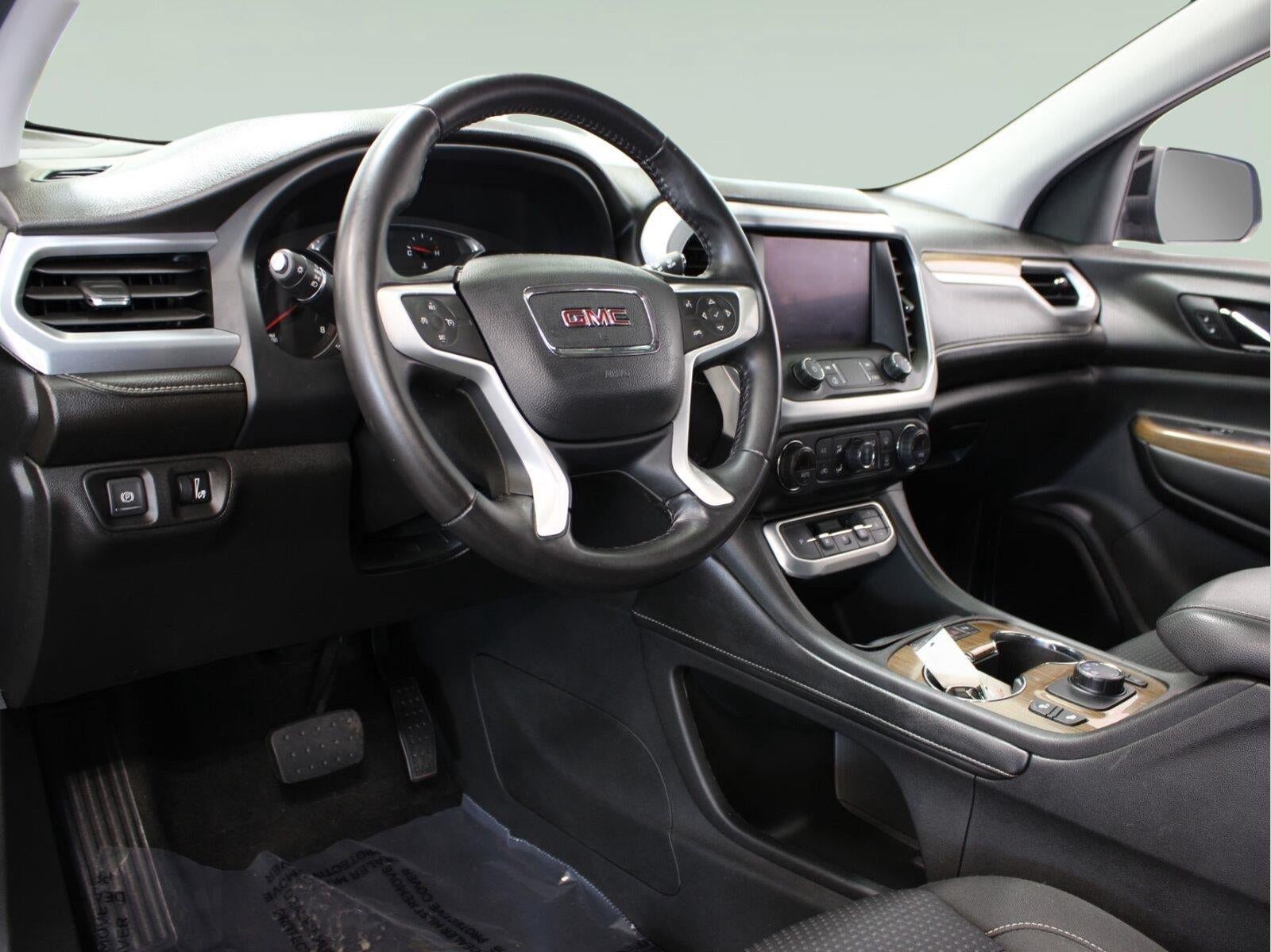 2020 GMC Acadia SLE