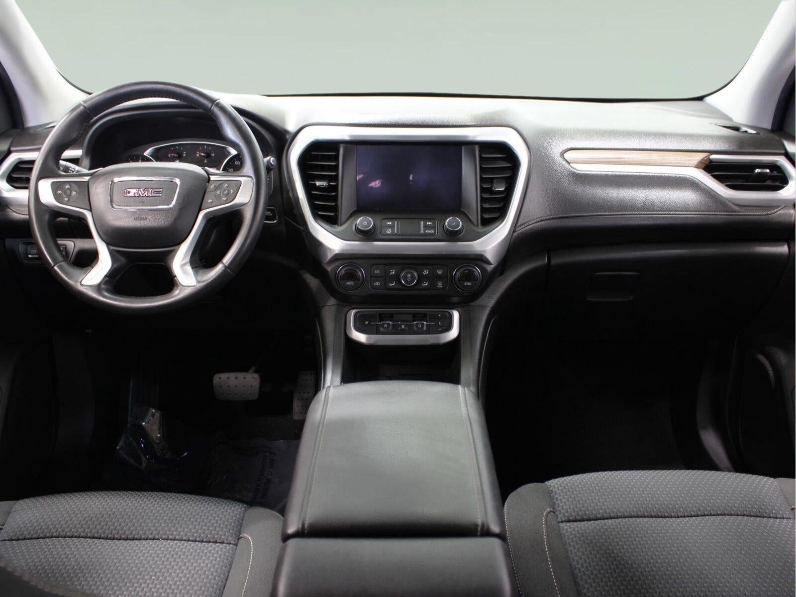 2020 GMC Acadia SLE