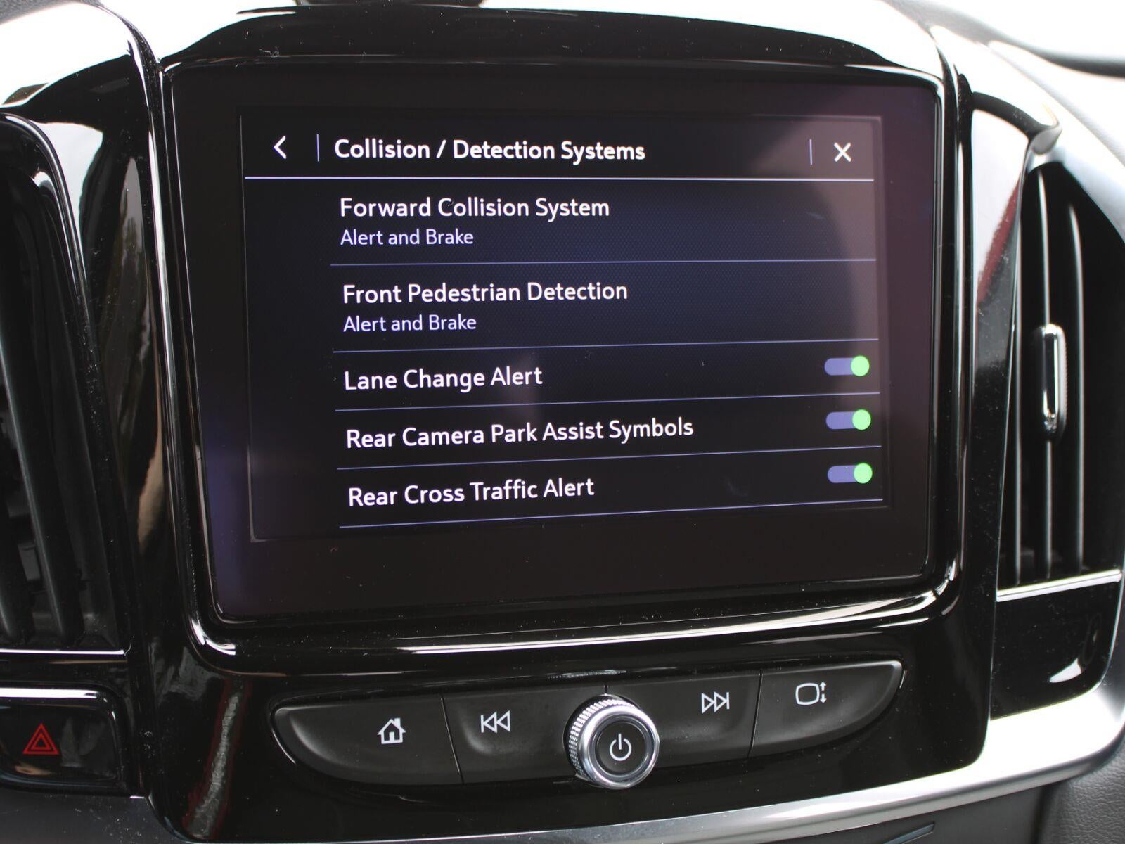 2024 Chevrolet Traverse Limited LT Cloth