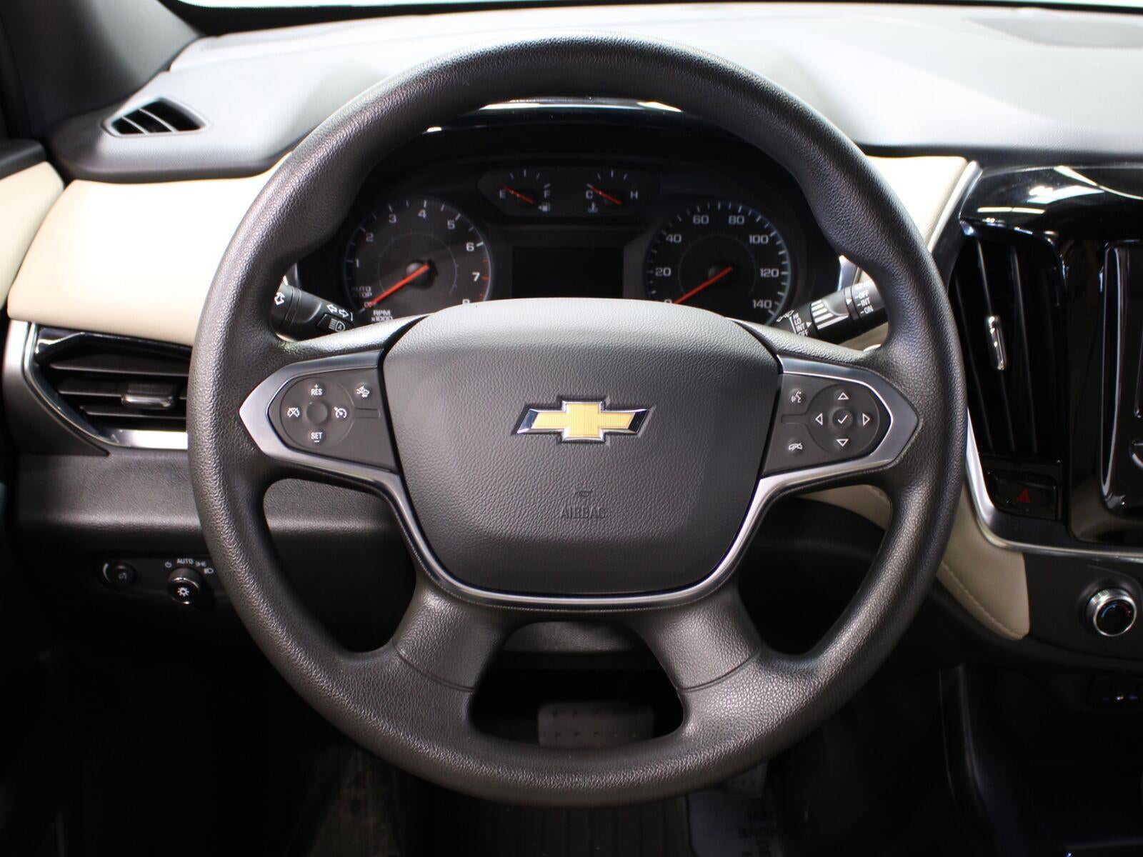 2023 Chevrolet Traverse LS