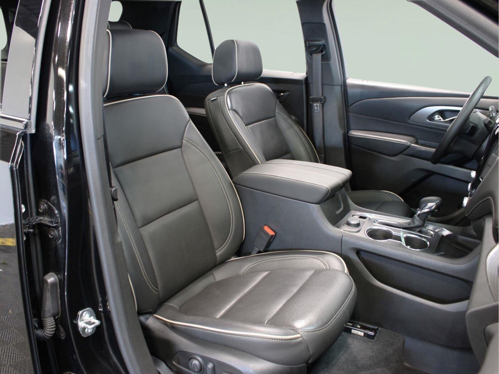 2023 Chevrolet Traverse Premier - Photo 27