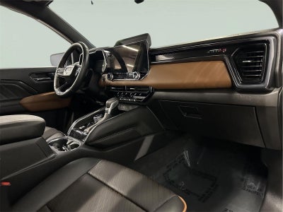 2023 GMC Canyon 4WD AT4