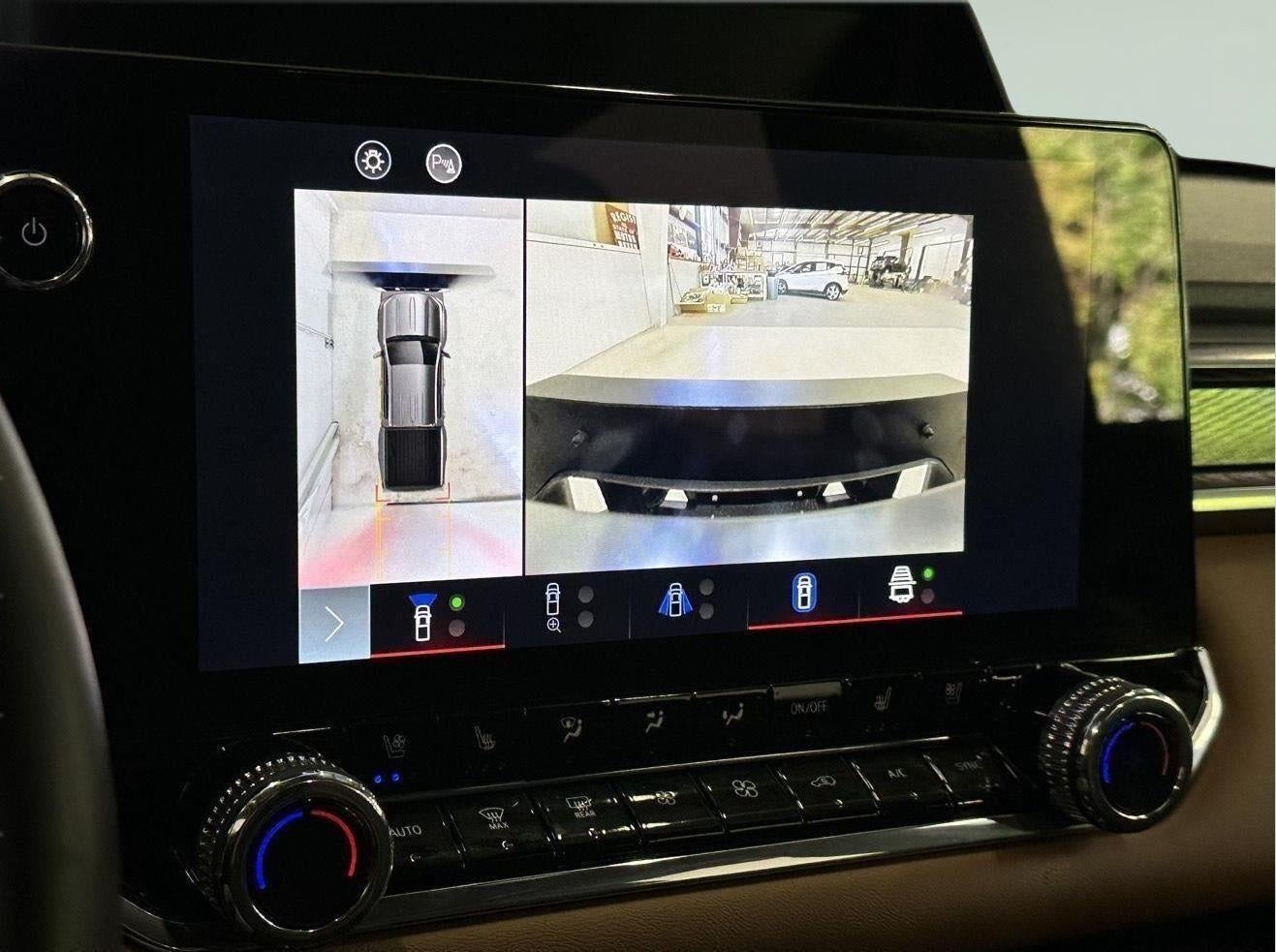 2023 GMC Canyon 4WD AT4