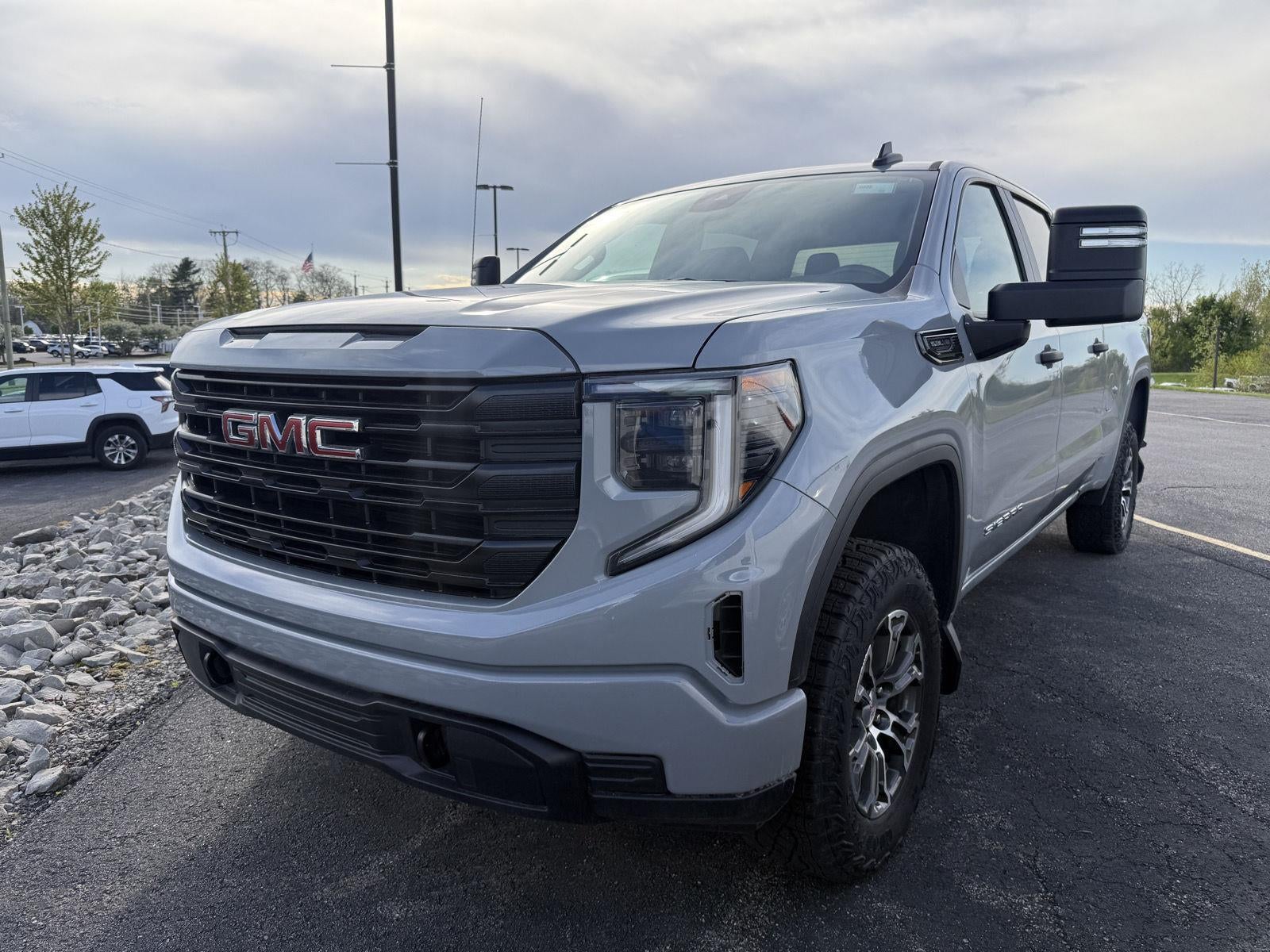 2024 GMC Sierra 1500 Pro