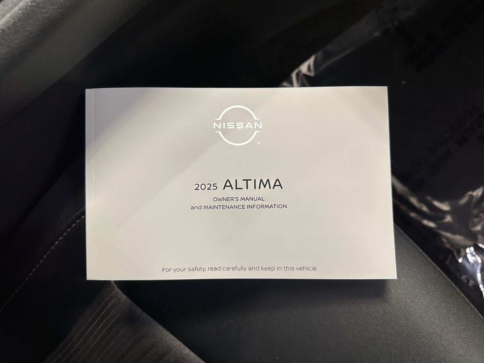 2025 Nissan Altima SV