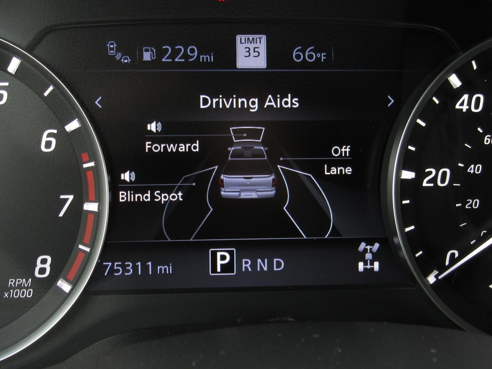 2023 Nissan TITAN Crew Cab Platinum Reserve 4x4