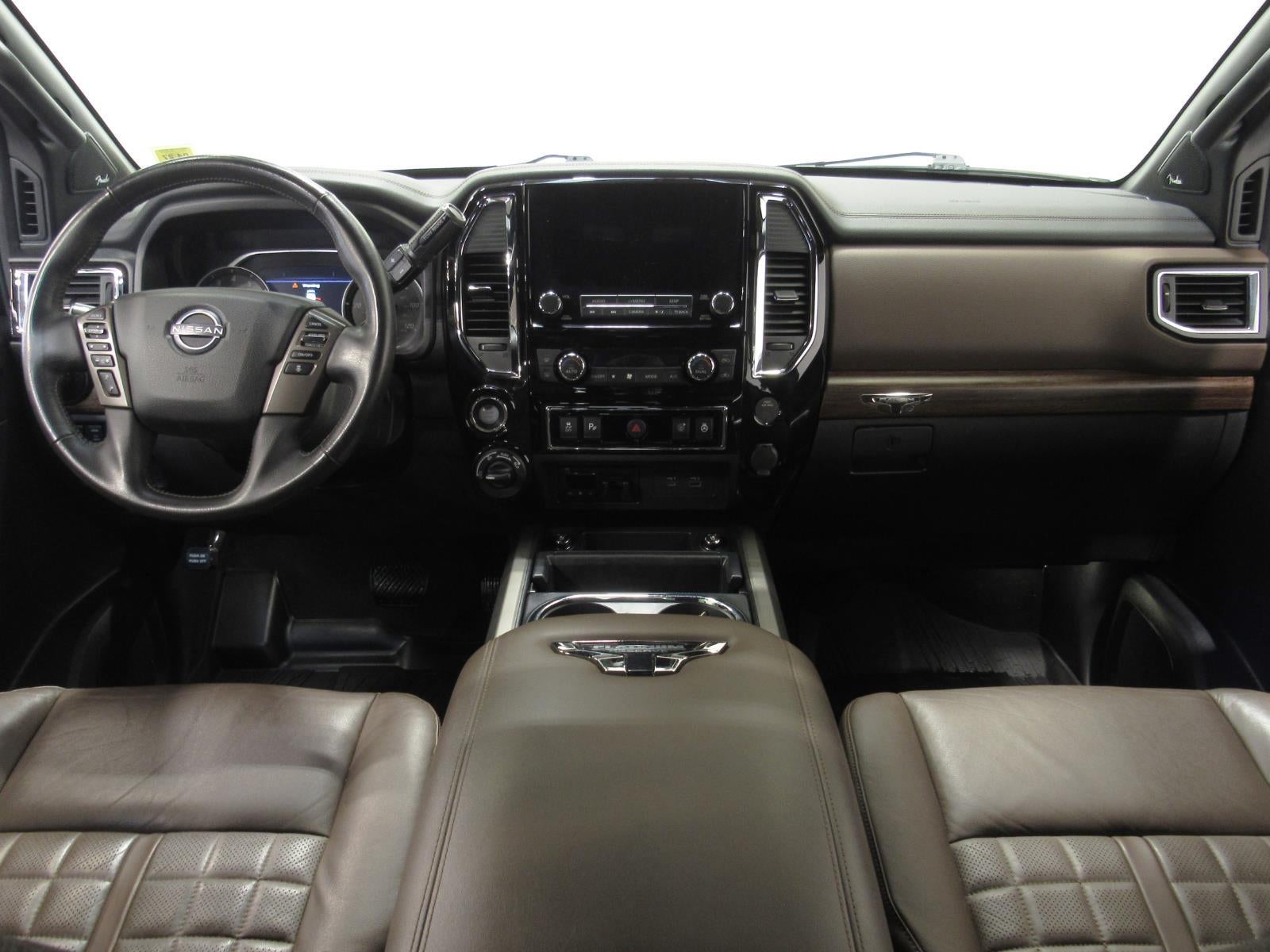 2023 Nissan TITAN Crew Cab Platinum Reserve 4x4