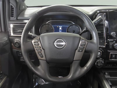 2023 Nissan TITAN Crew Cab Platinum Reserve 4x4