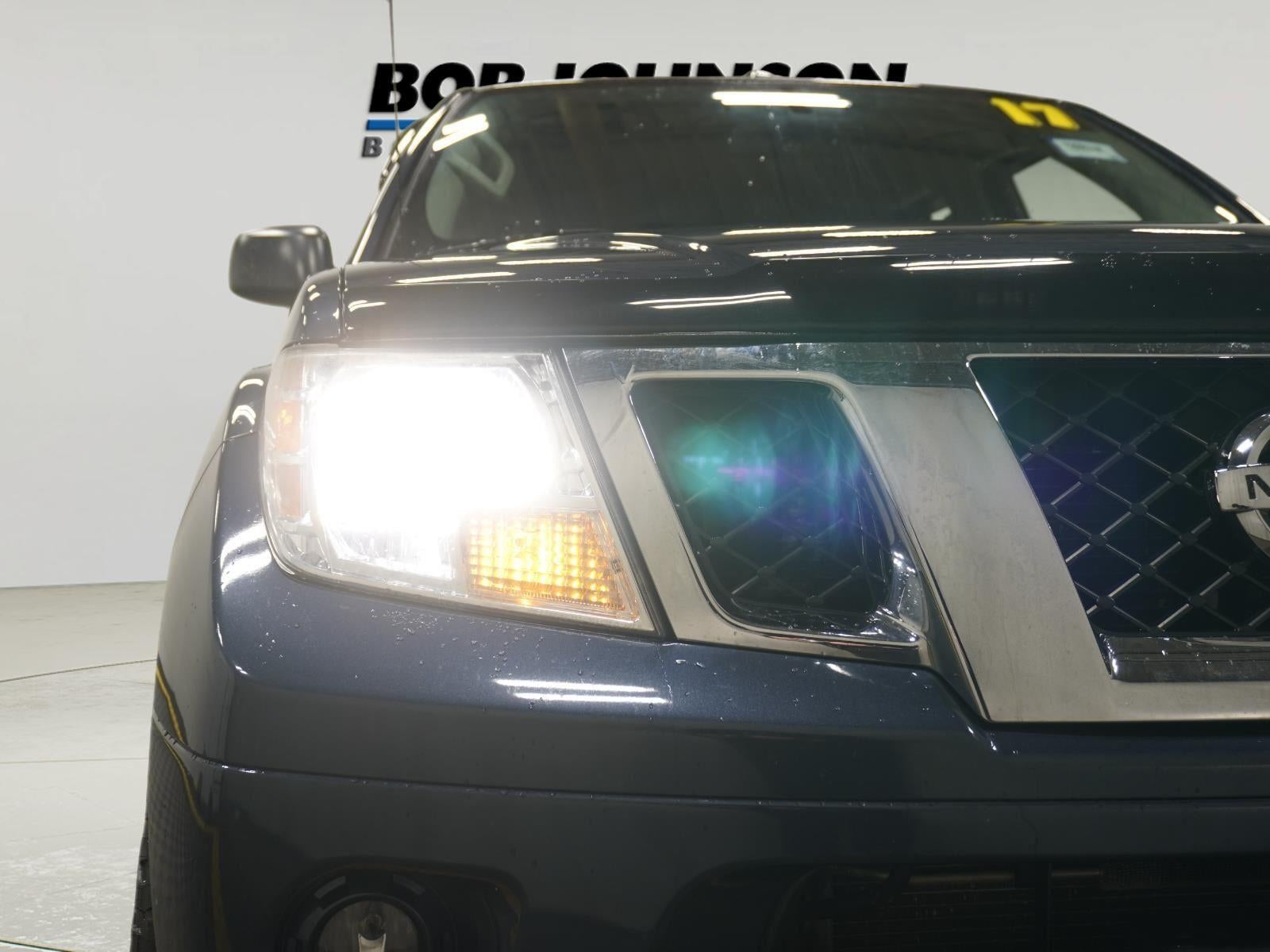 2017 Nissan Frontier SV