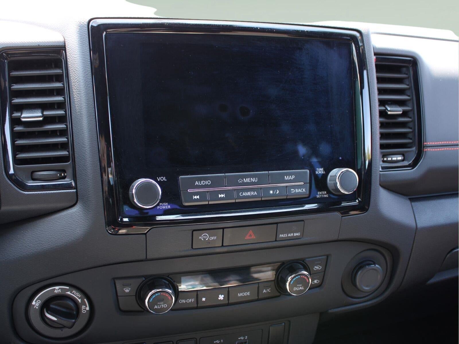 2024 Nissan Frontier Crew Cab PRO-4X 4x4