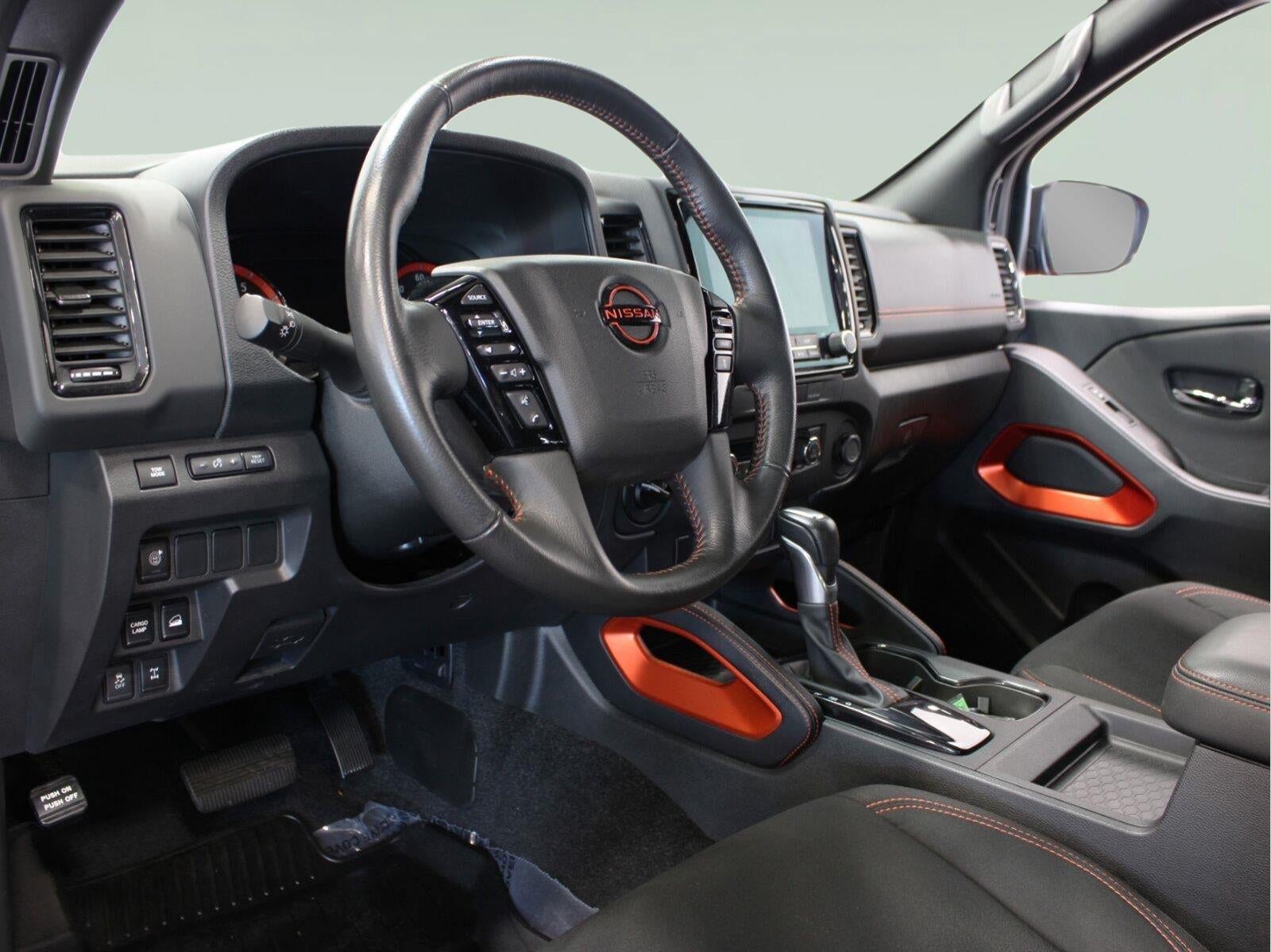 2024 Nissan Frontier Crew Cab PRO-4X 4x4