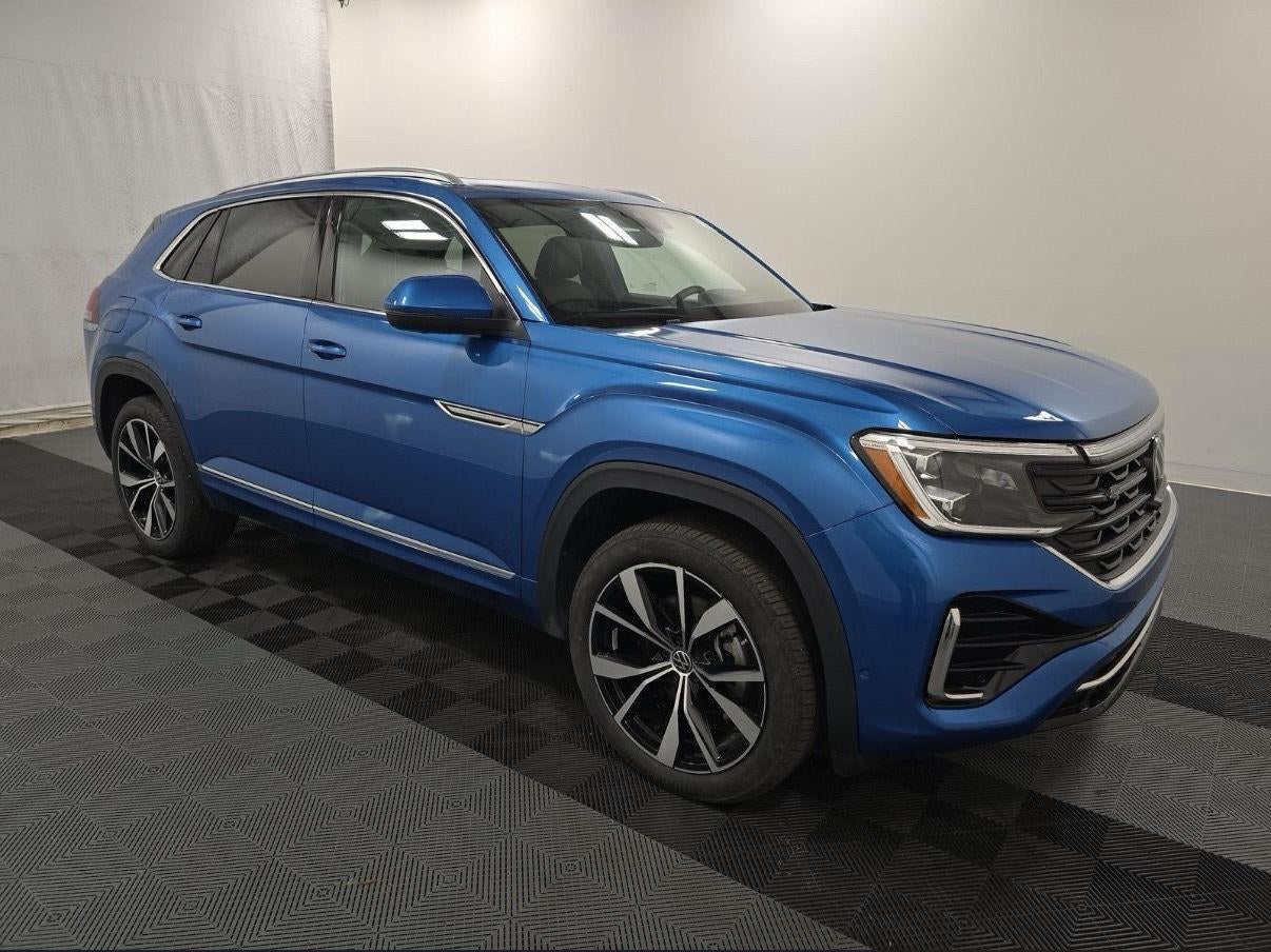 2025 Volkswagen Atlas Cross Sport 2.0T SEL Premium R-Line