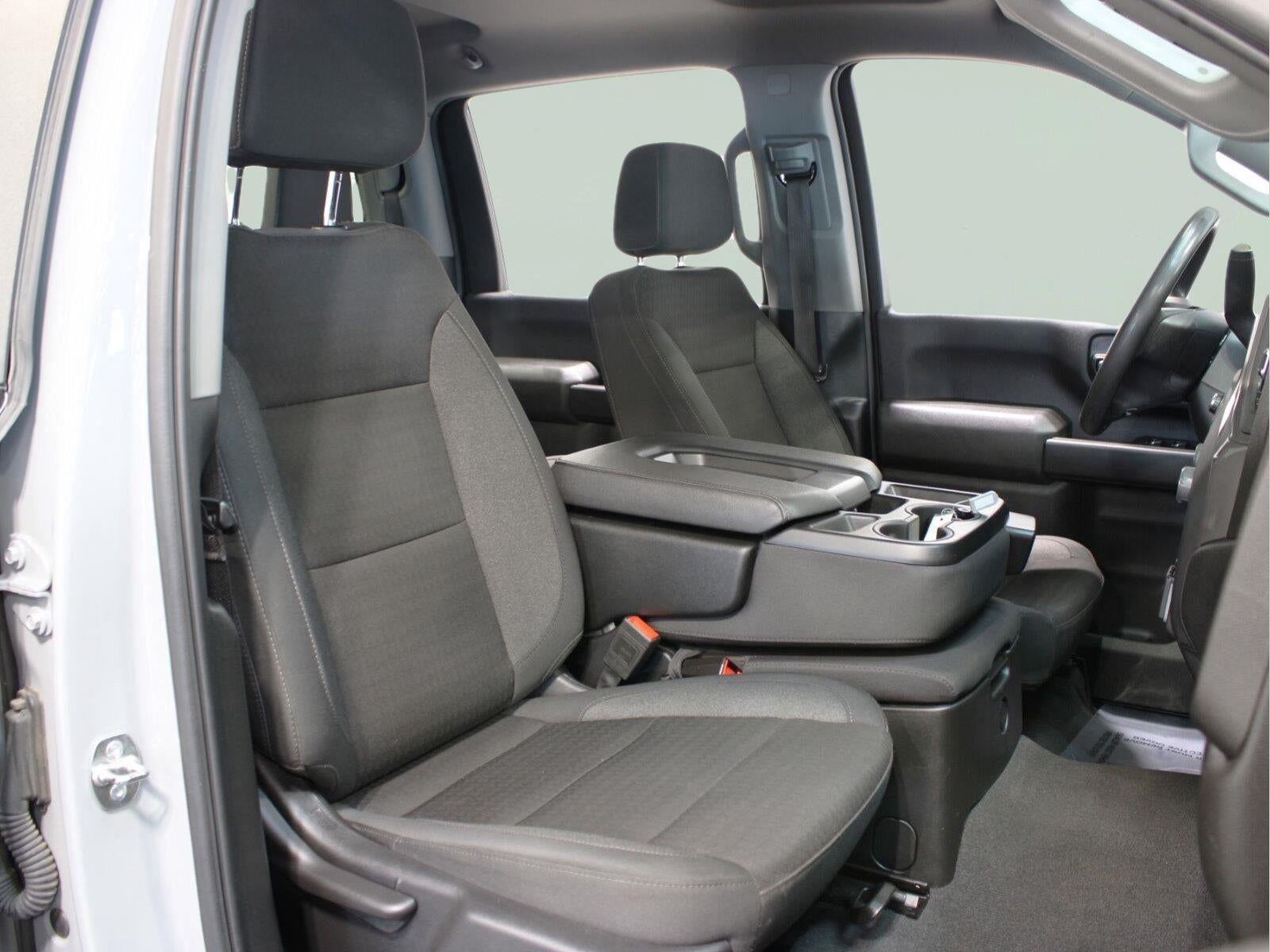 2025 Chevrolet Silverado 2500HD Custom - Photo 21