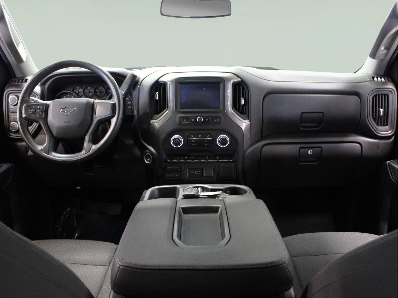 2025 Chevrolet Silverado 2500HD Custom - Photo 9