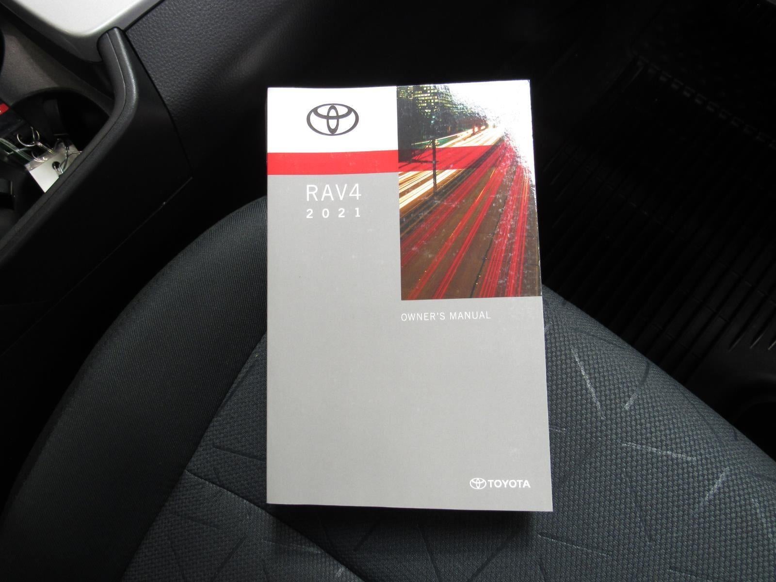 2021 Toyota RAV4 XLE