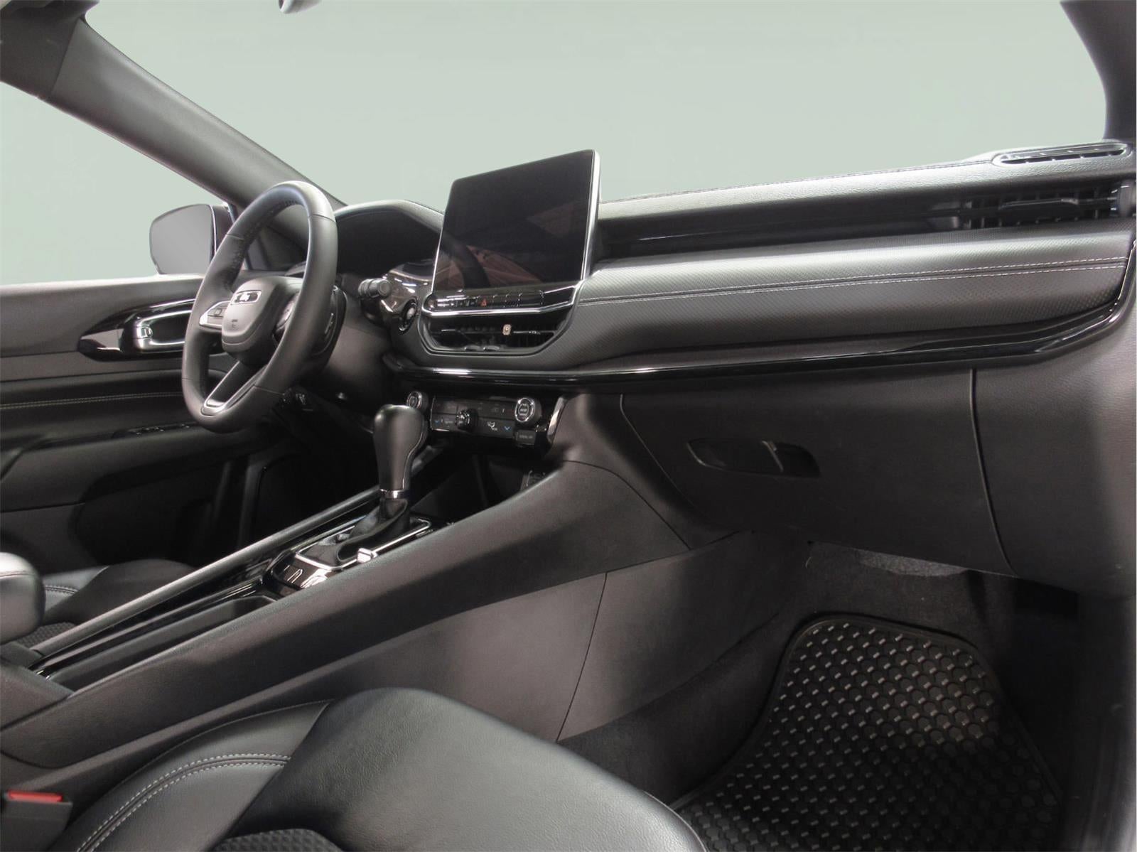 2023 Jeep Compass Altitude