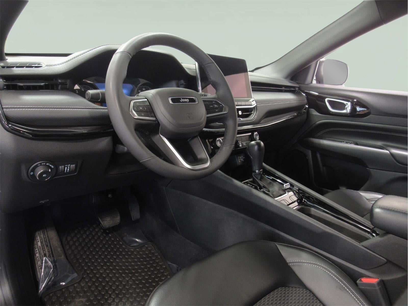 2023 Jeep Compass Altitude