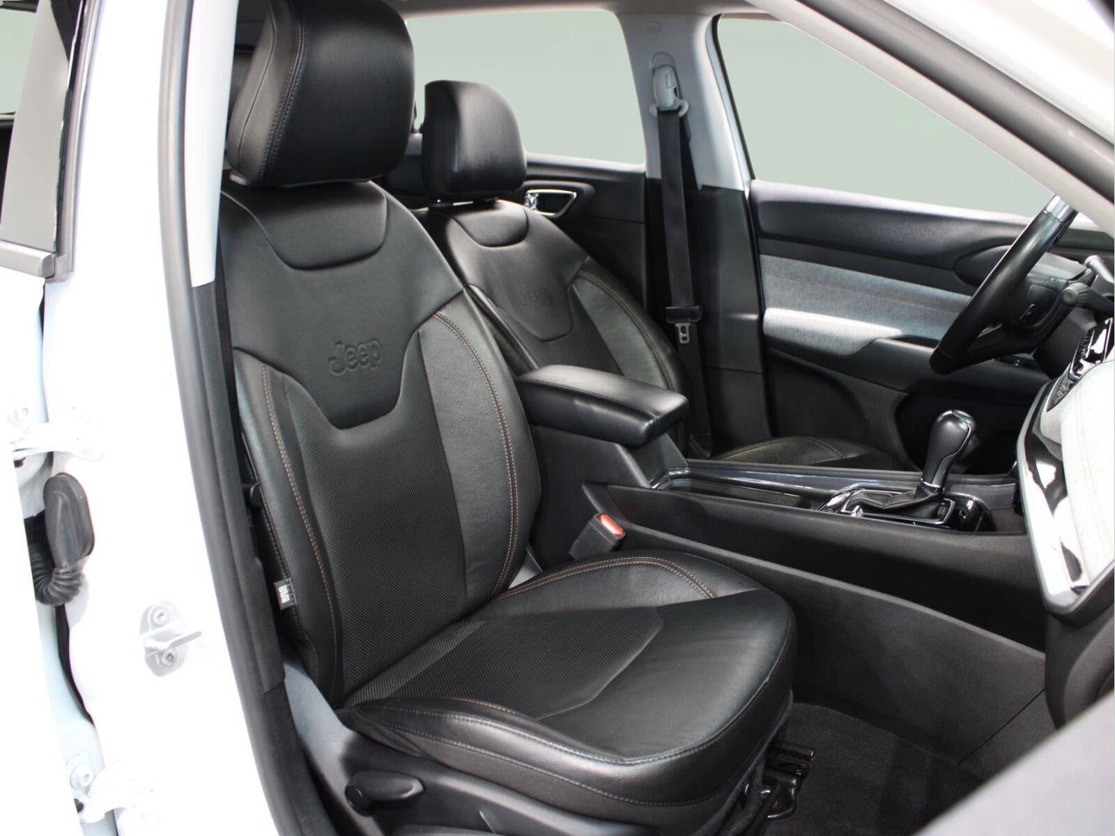 2022 Jeep Compass Latitude Lux 4x4