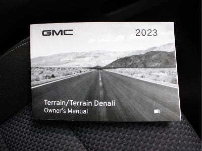 2023 GMC Terrain SLE