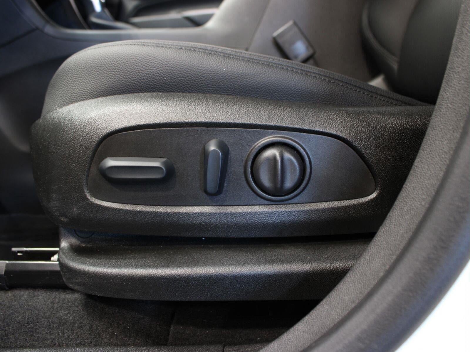 2023 Chevrolet Equinox LT - Photo 8