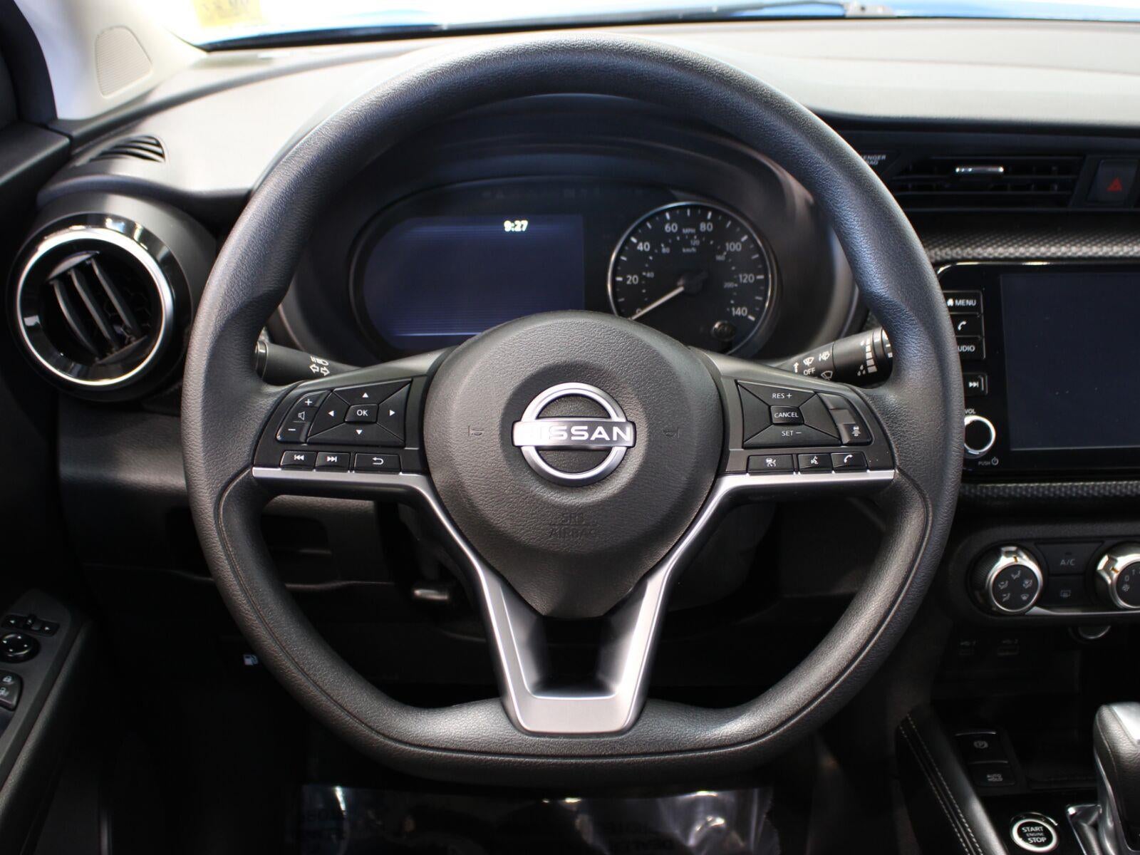 2023 Nissan Kicks SV Xtronic CVT