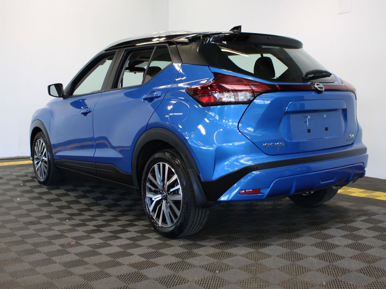 2023 Nissan Kicks SV Xtronic CVT