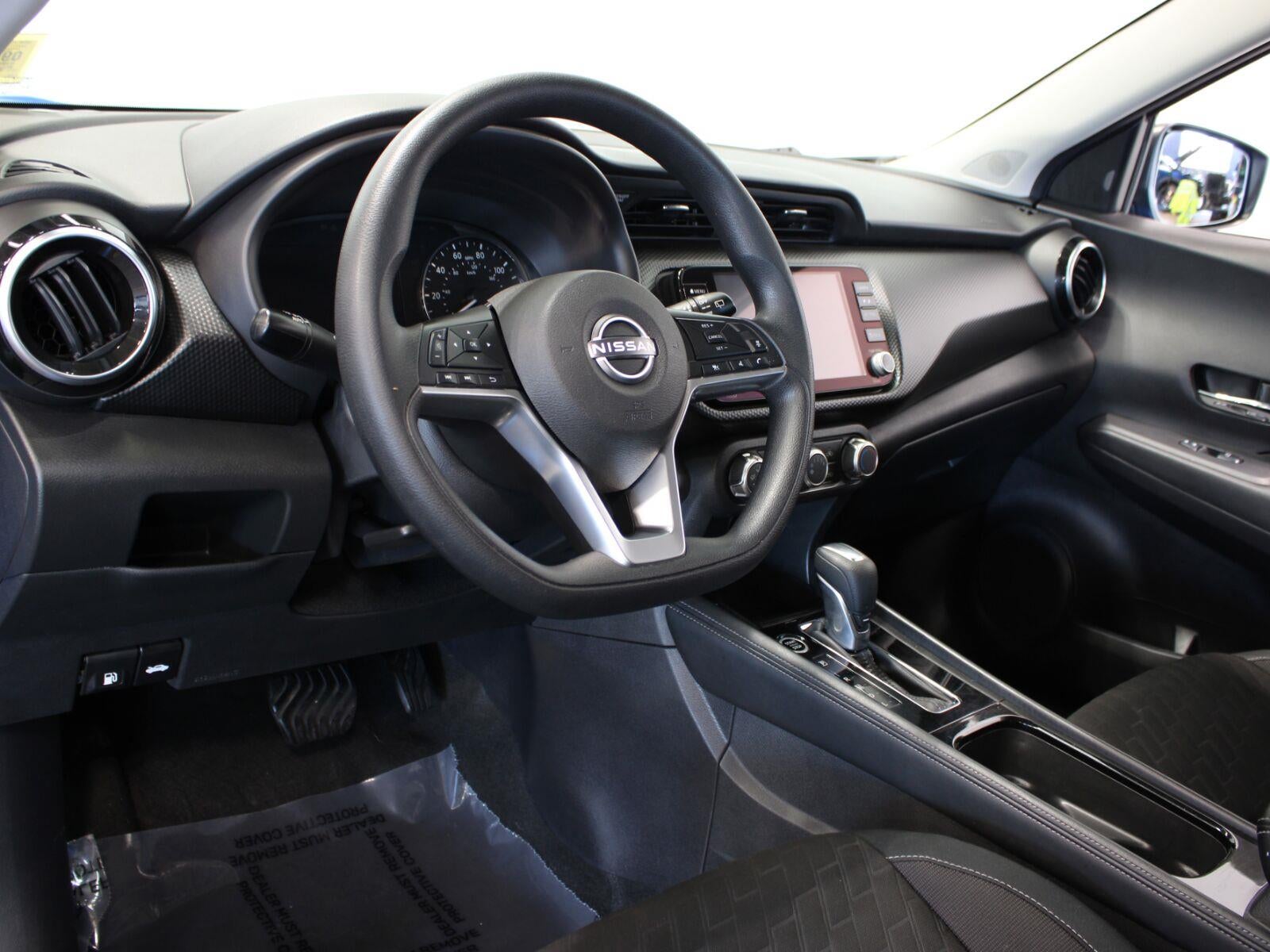 2023 Nissan Kicks SV Xtronic CVT
