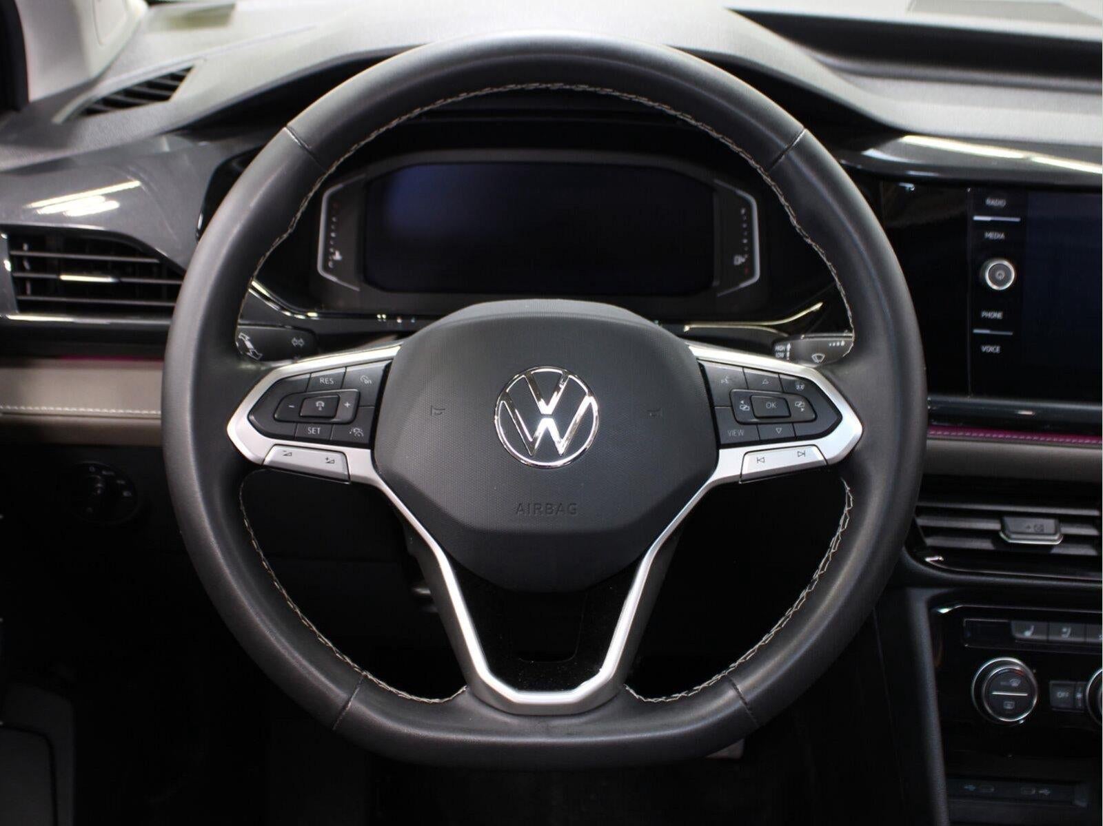 2024 Volkswagen Taos 1.5T SEL
