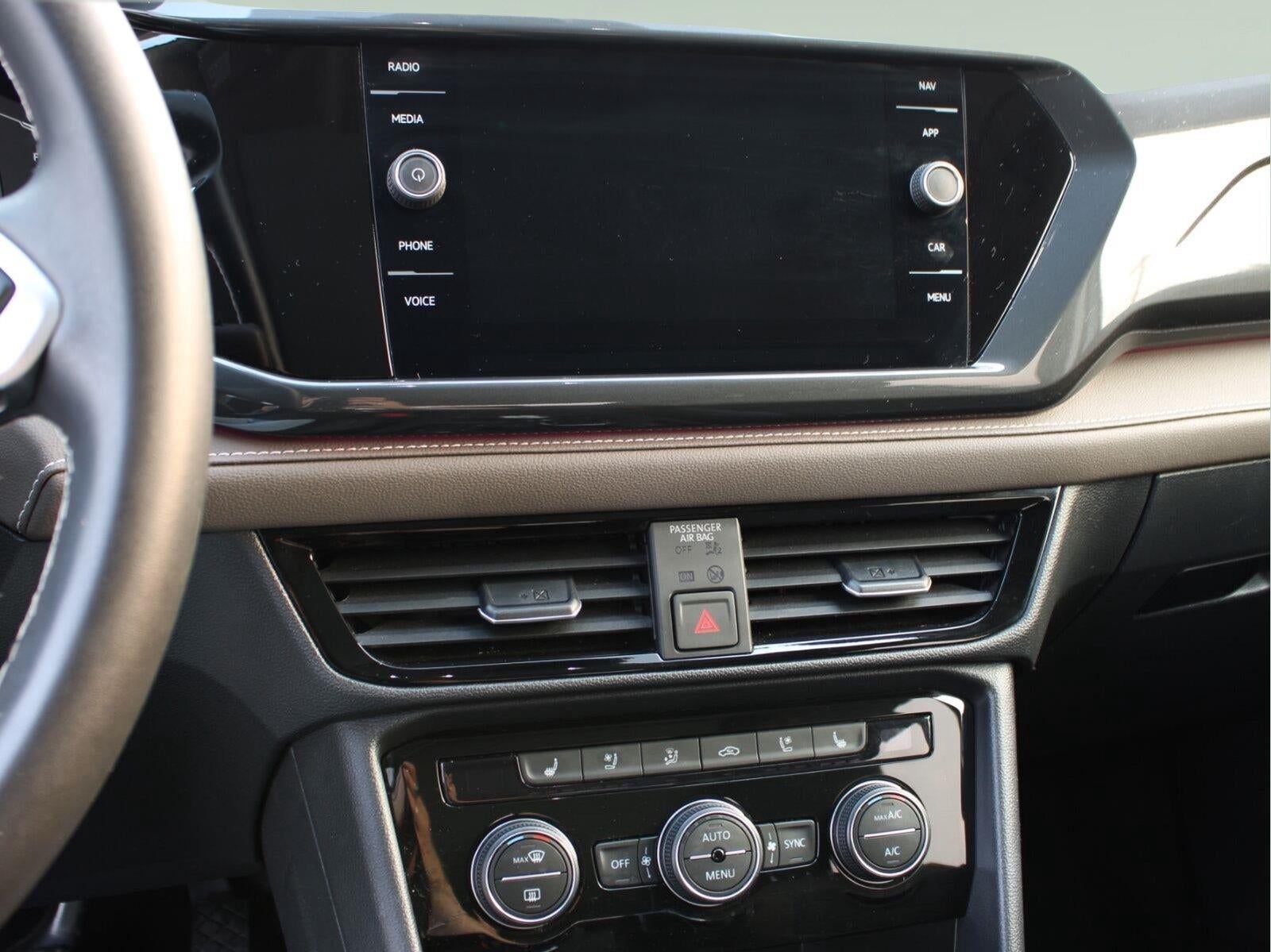 2024 Volkswagen Taos 1.5T SEL