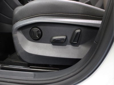 2024 Volkswagen Taos 1.5T SEL