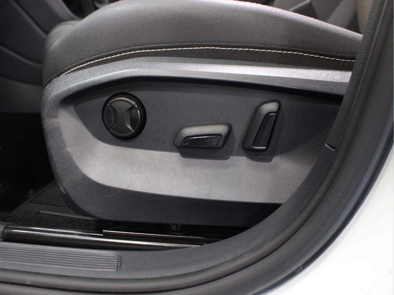 2024 Volkswagen Taos 1.5T SEL