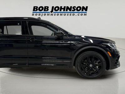 2022 Volkswagen Tiguan 2.0T SE R-Line Black
