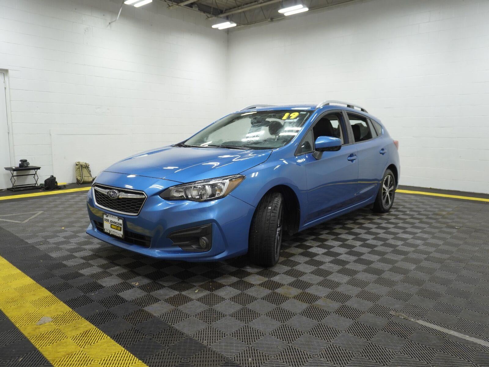 2019 Subaru Impreza 2.0i Premium