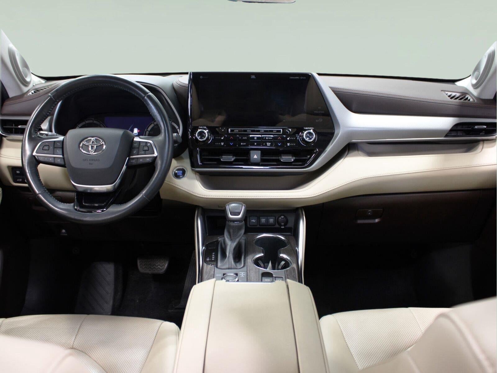 2021 Toyota Highlander Platinum