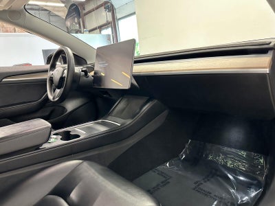 2022 Tesla Model 3 Long Range Dual Motor All-Wheel Drive