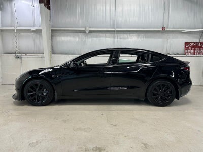 2022 Tesla Model 3 Long Range Dual Motor All-Wheel Drive