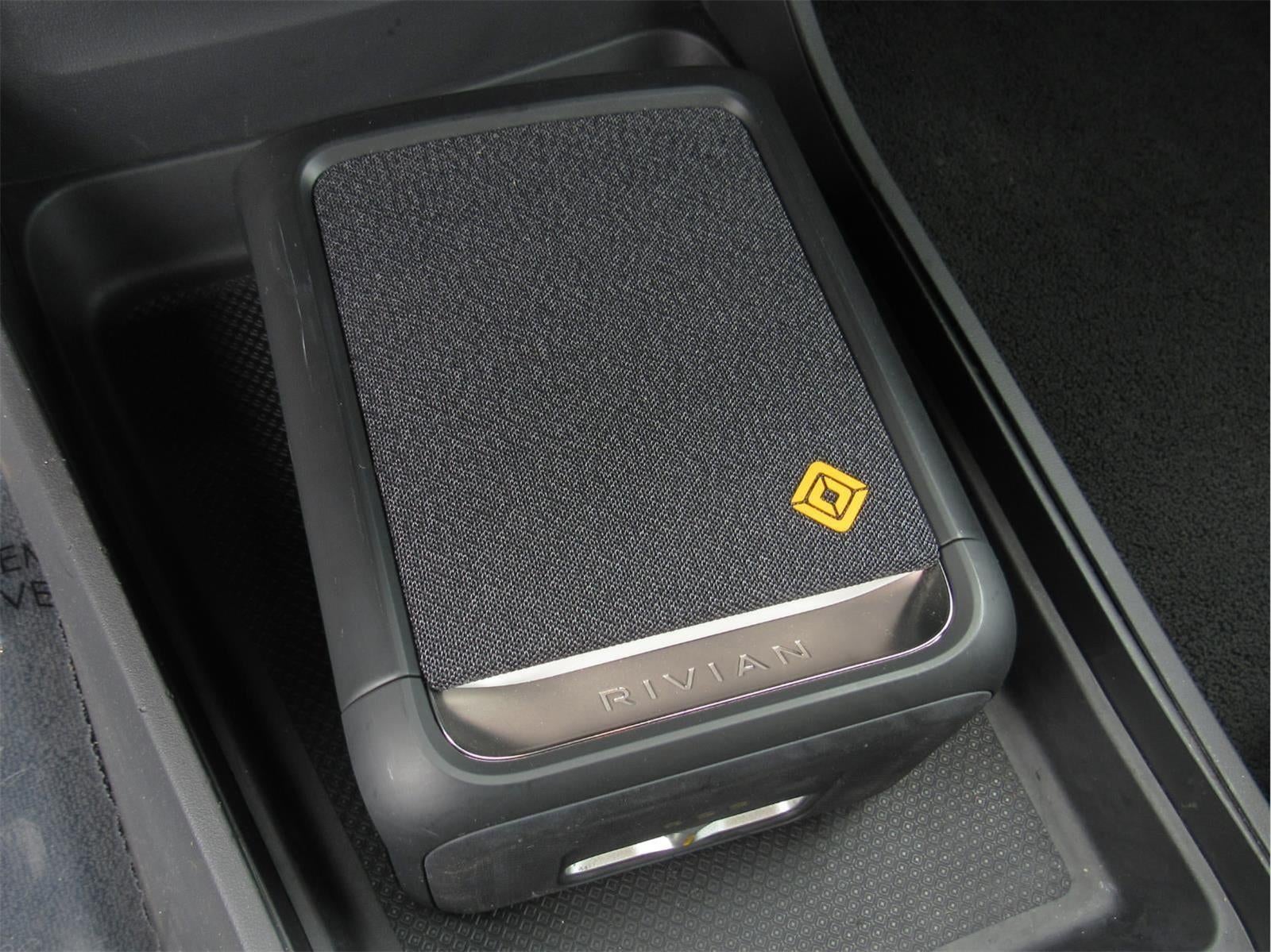 2023 RIVIAN R1S Launch Edition