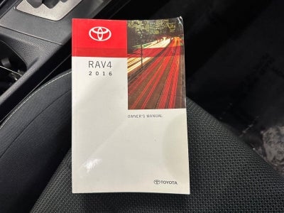 2016 Toyota RAV4 Hybrid XLE