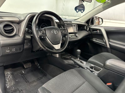 2016 Toyota RAV4 Hybrid XLE