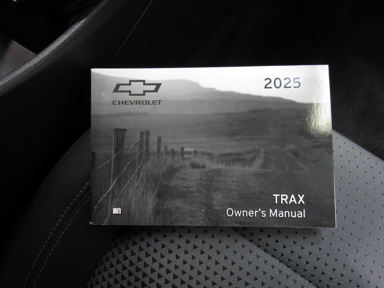2025 Chevrolet Trax LT