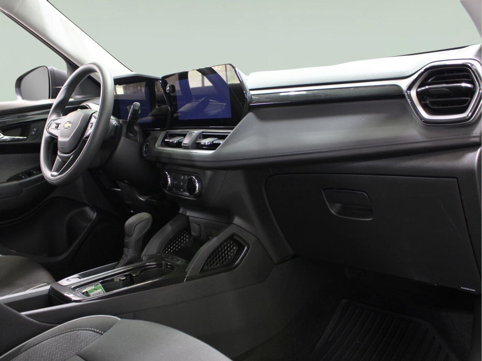 2025 Chevrolet Trailblazer LS