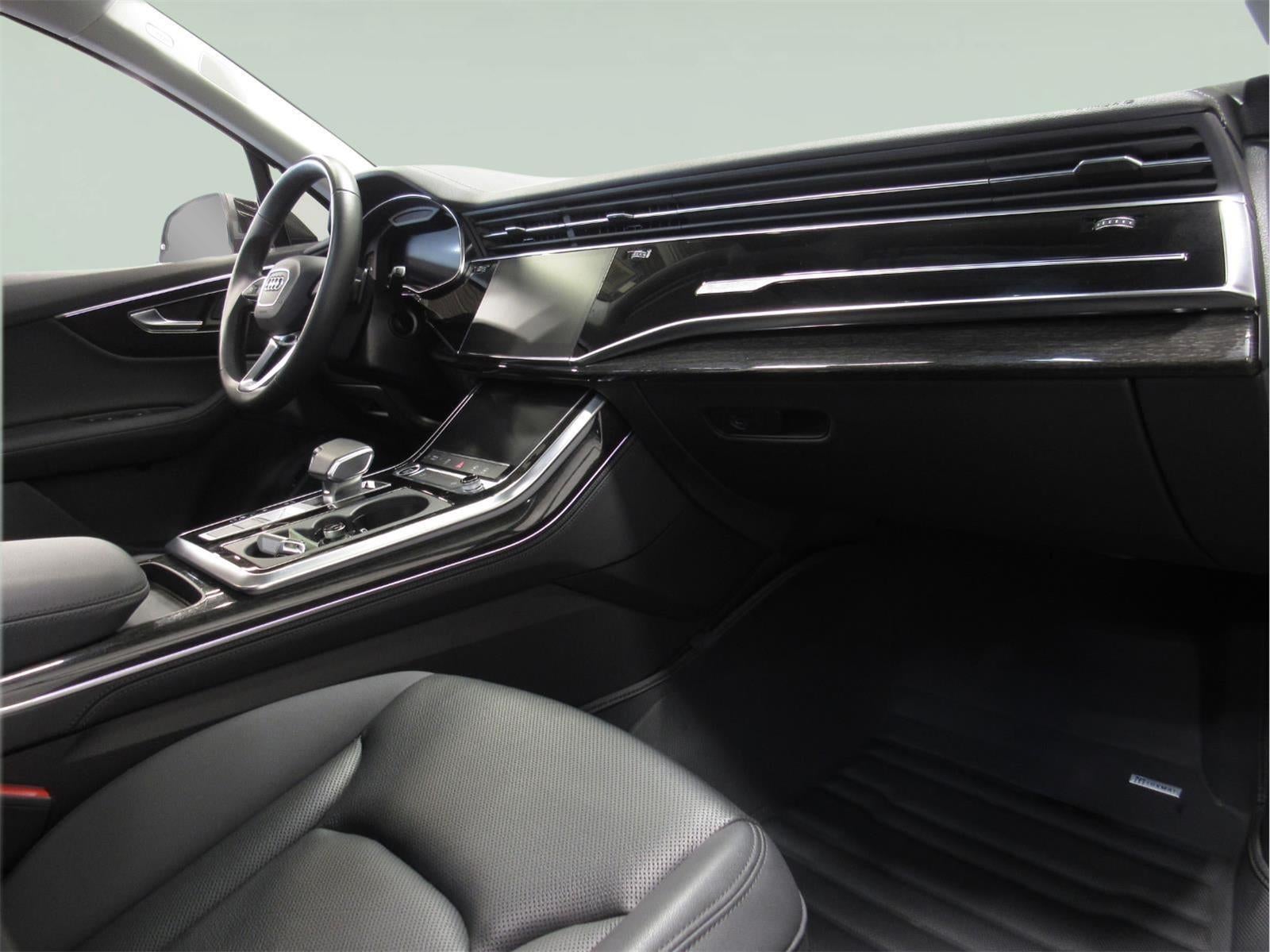 2023 Audi Q7 Premium Plus 45 TFSI quattro Tiptronic