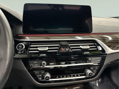2023 BMW 530 i xDrive