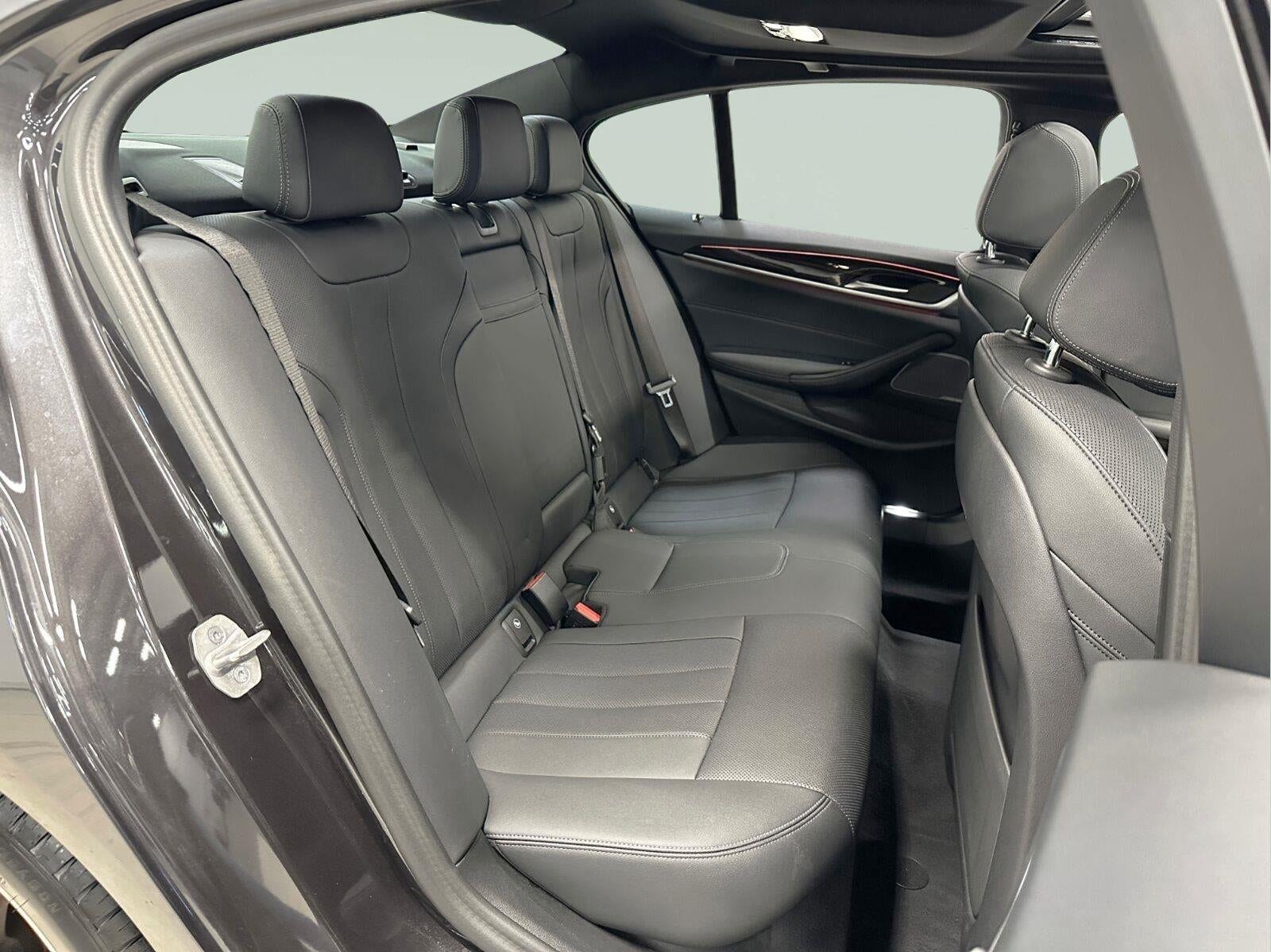 2023 BMW 530 i xDrive