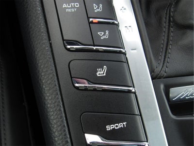 2020 Porsche Macan AWD