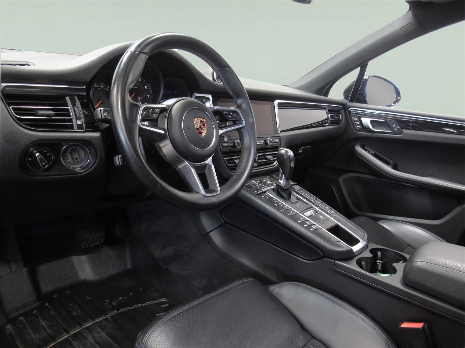 2020 Porsche Macan AWD