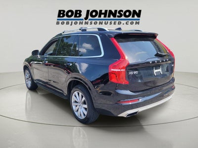 2018 Volvo XC90 Momentum