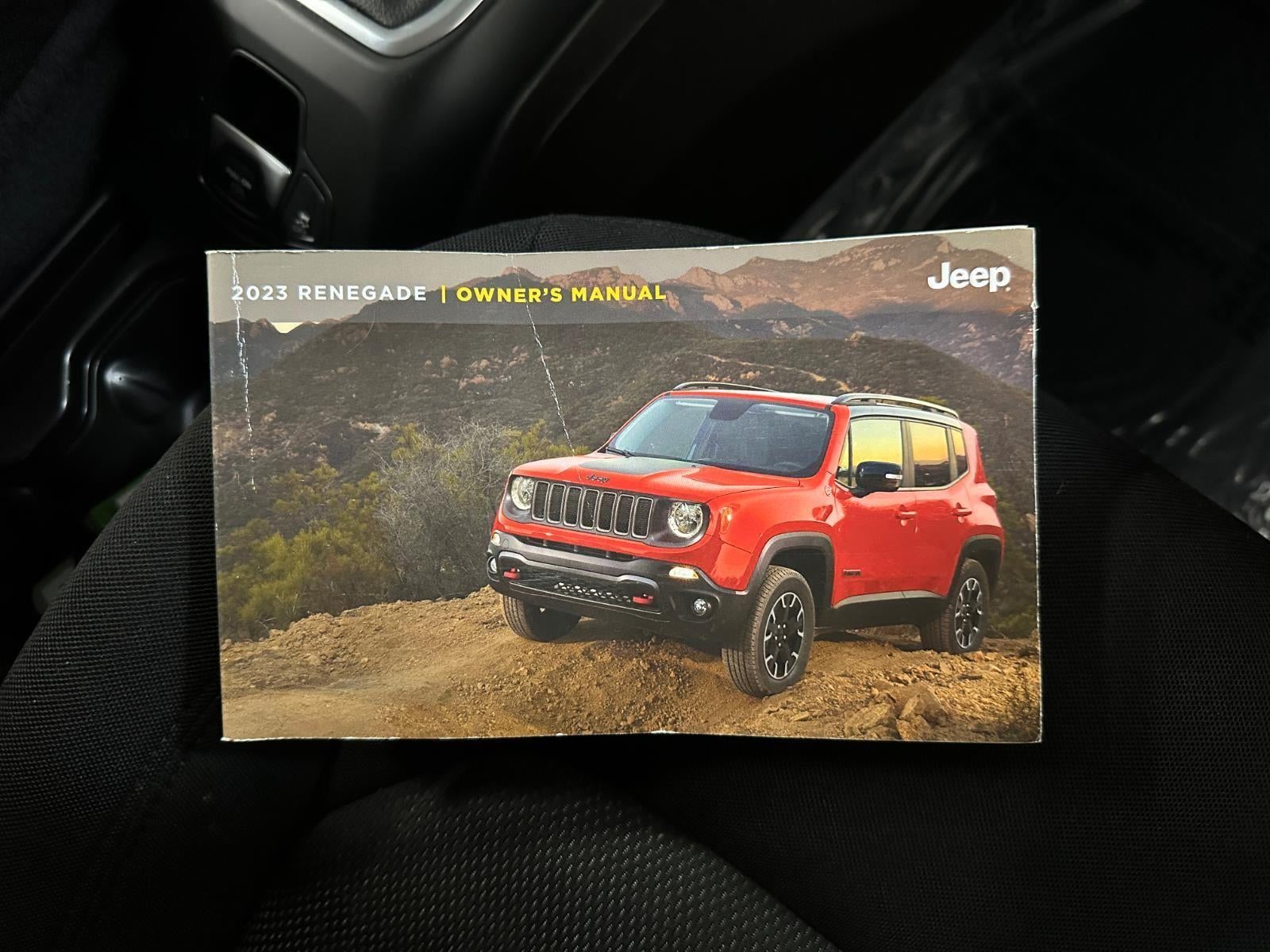 2023 Jeep Renegade Latitude - Photo 6