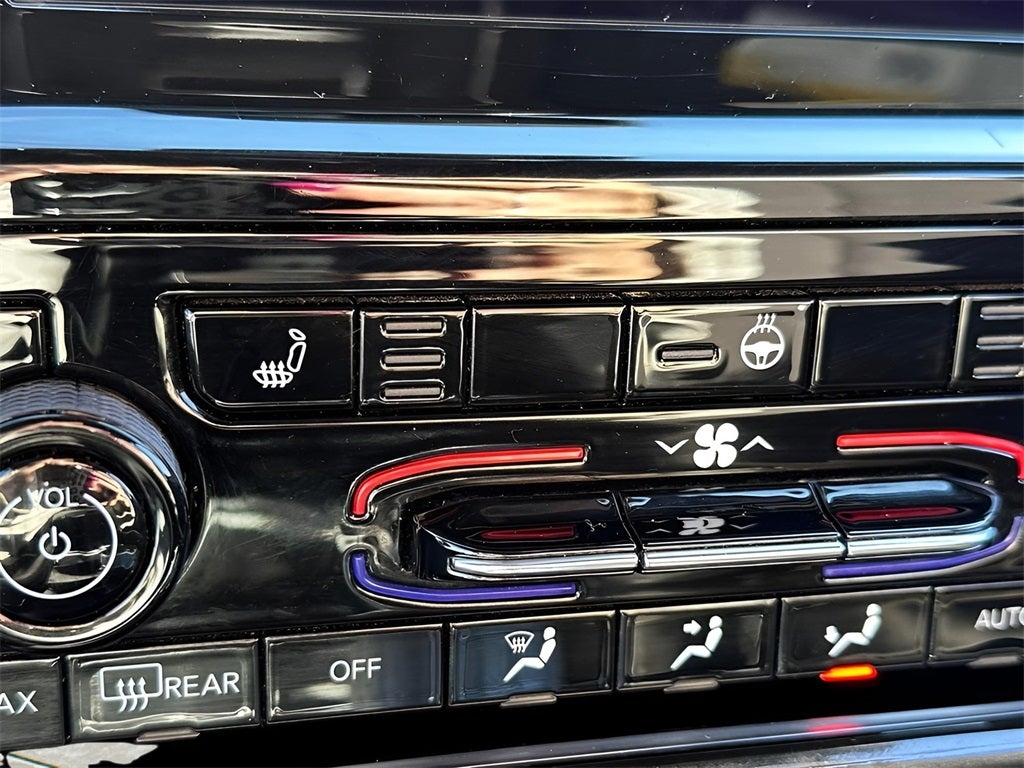 2023 Jeep Grand Cherokee L Altitude CarBravo Certified