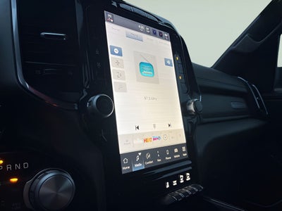 2024 RAM 1500 Laramie 5.7L Hemi